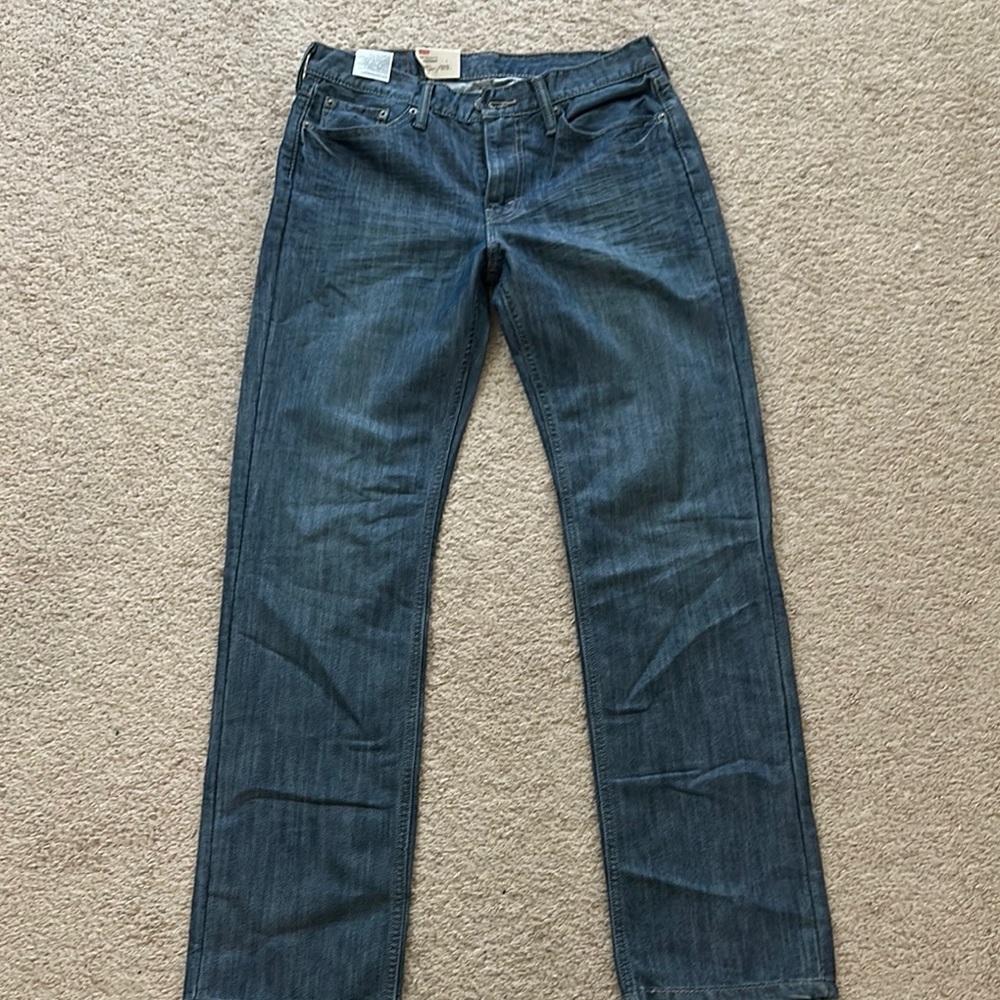 Levi’s 514 straight feet Jeans